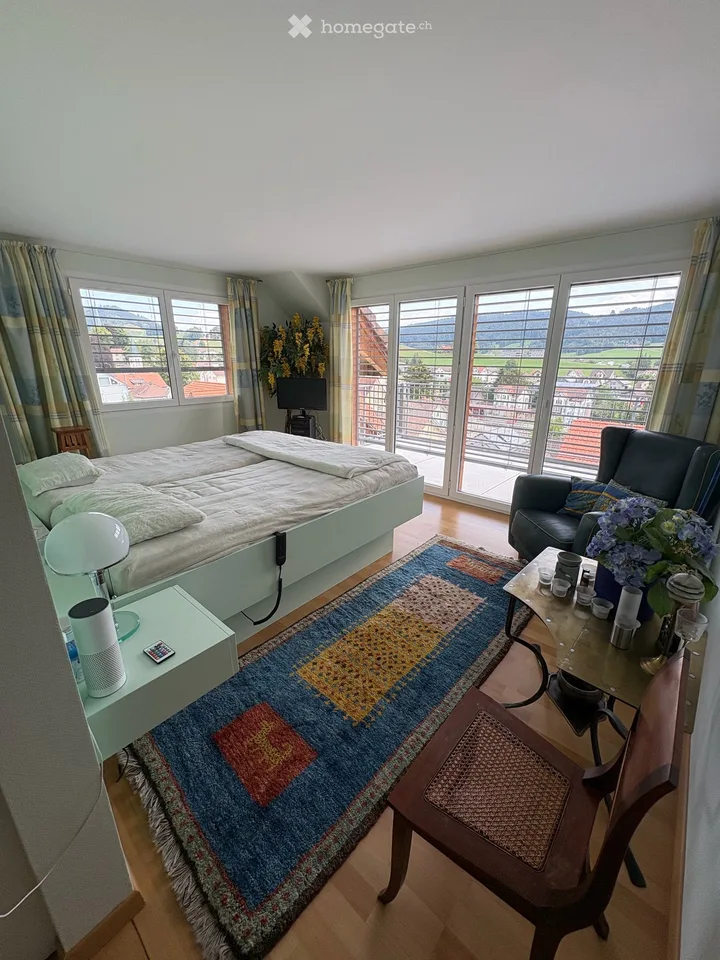 Appartement exclusif avec vue panoramique sur Alpstein & Säntis et jardin privé