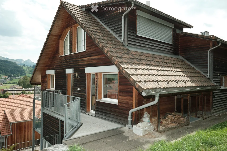 Appartement exclusif avec vue panoramique sur Alpstein & Säntis et jardin privé