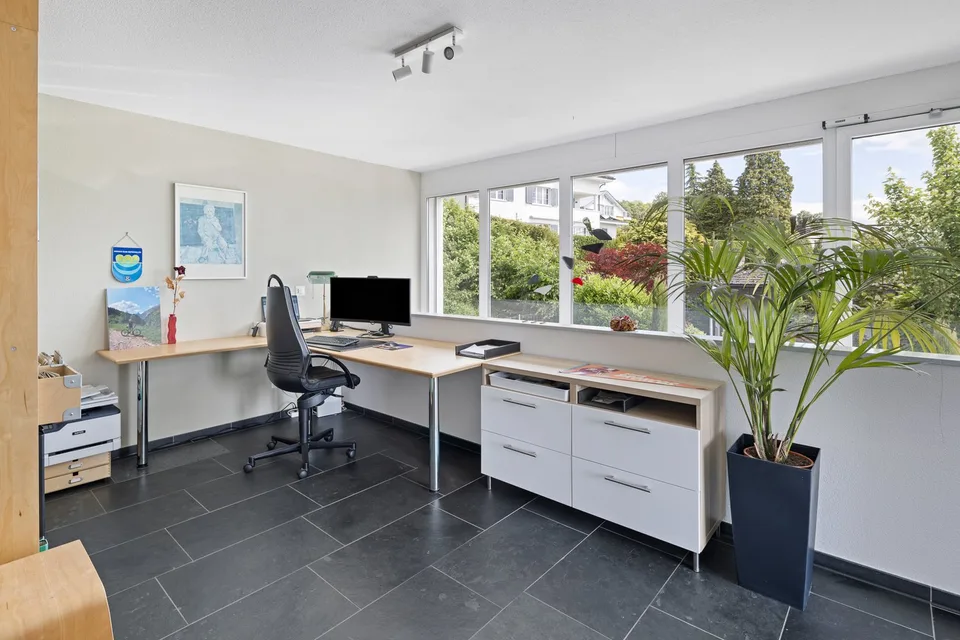 Dream home with unobstructable views and large terrace