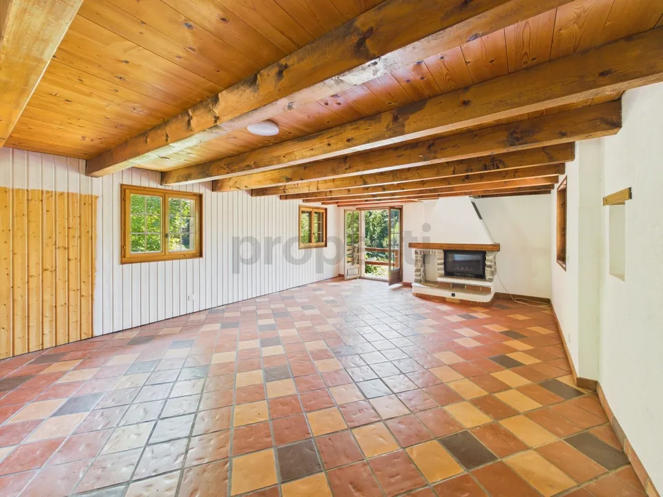 Maison villageoise de 3 appartements (2x 3.5 pces et 1x 2.5 pces) au calme absolu