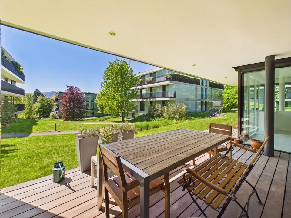 Urban elegance and exclusive living experience in the sought-after Hamberger Park