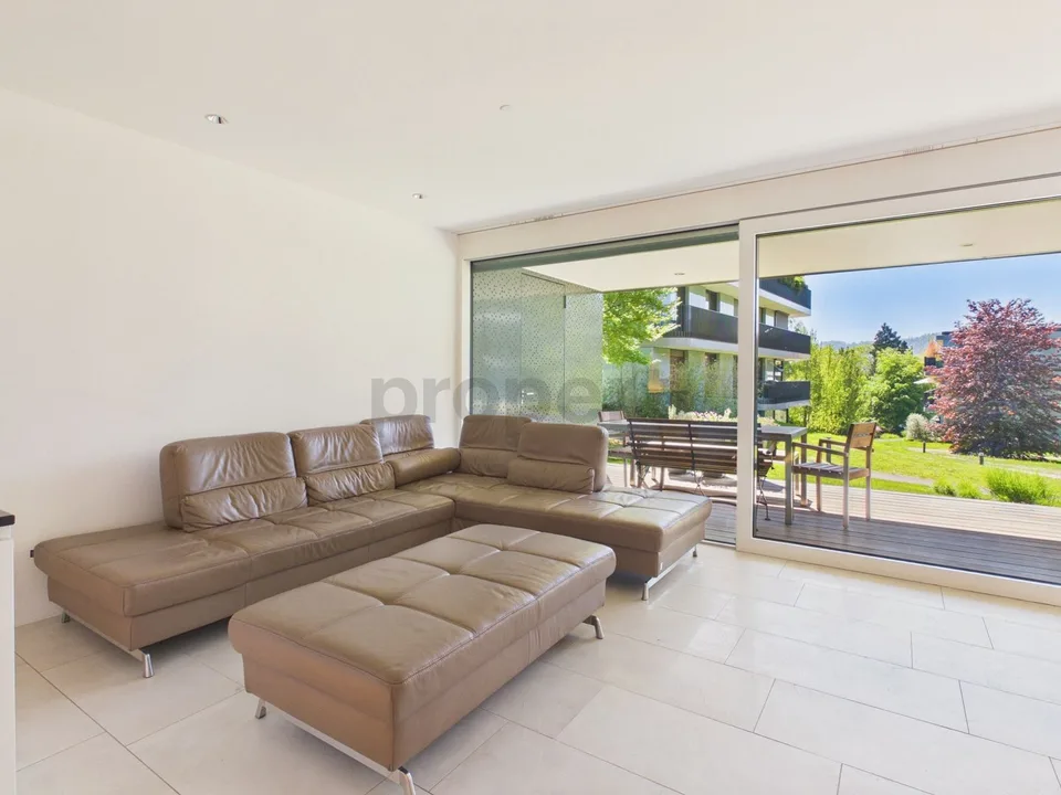 Urban elegance and exclusive living experience in the sought-after Hamberger Park