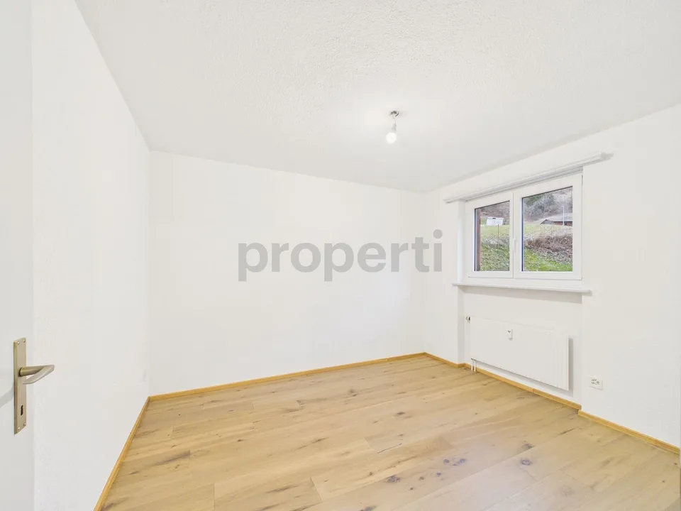 Appartement calme de 3,5 pièces pour résidence principale et secondaire, Saas im Prättigau