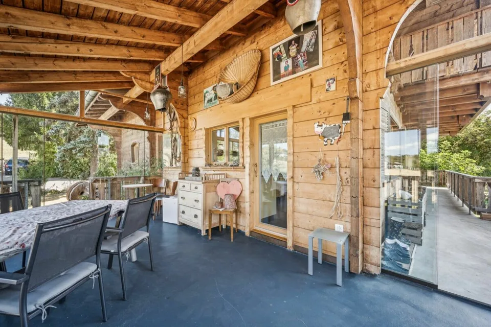 Attraktives 5,5-Zimmer Chalet in Mörigen BE mit Sicht auf den Bielersee