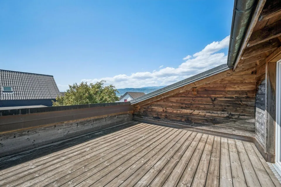 Attraktives 5,5-Zimmer Chalet in Mörigen BE mit Sicht auf den Bielersee