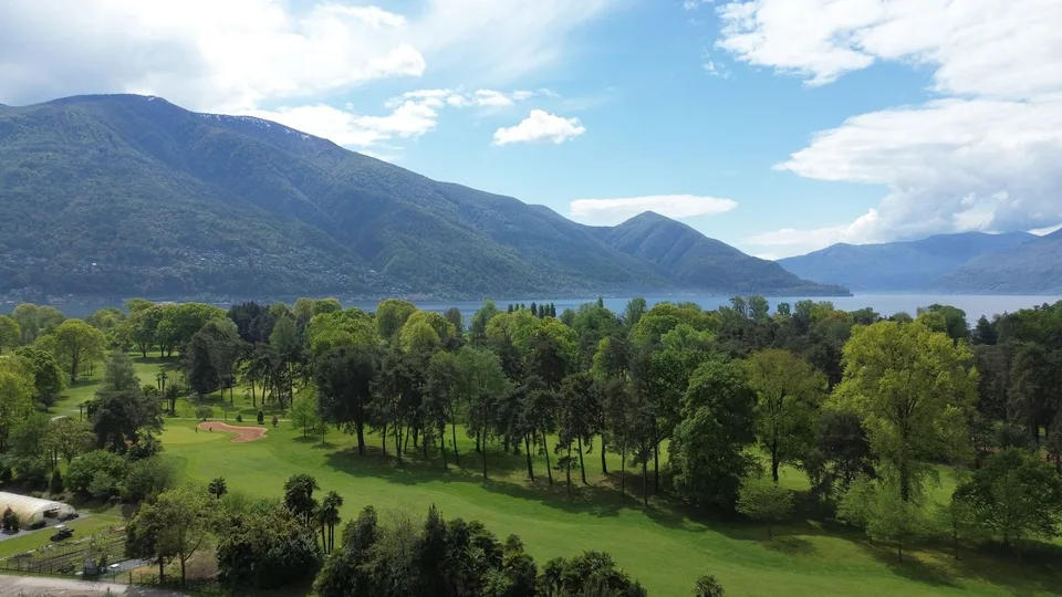 Elegante appartamento 3.5 locali con servizio alberghiero a cinque stelle, Ascona
