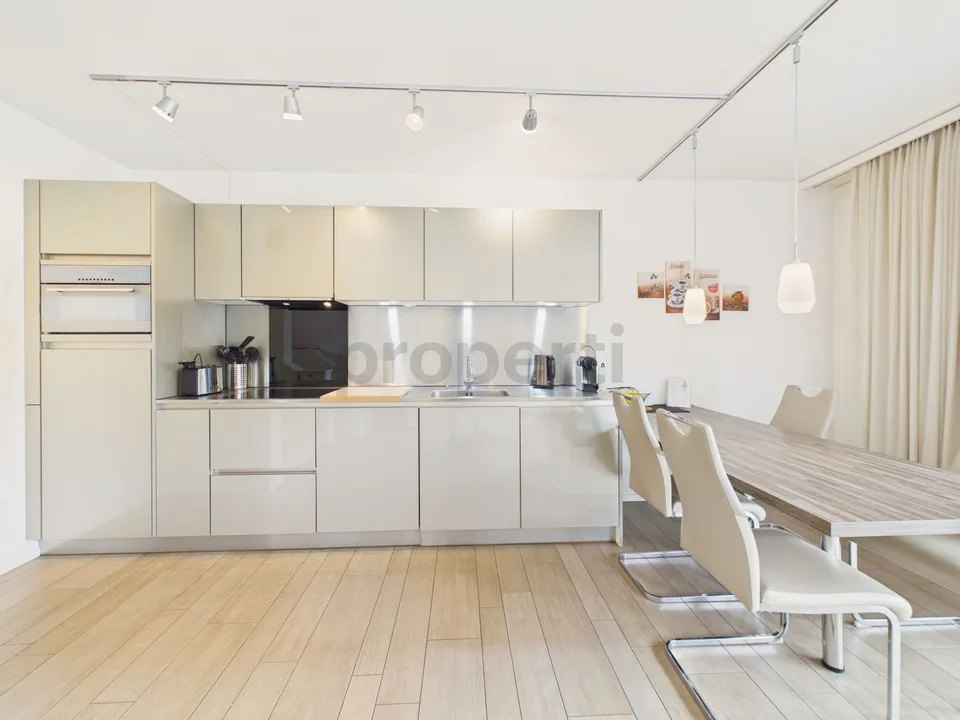 Elegante appartamento 3.5 locali con servizio alberghiero a cinque stelle, Ascona