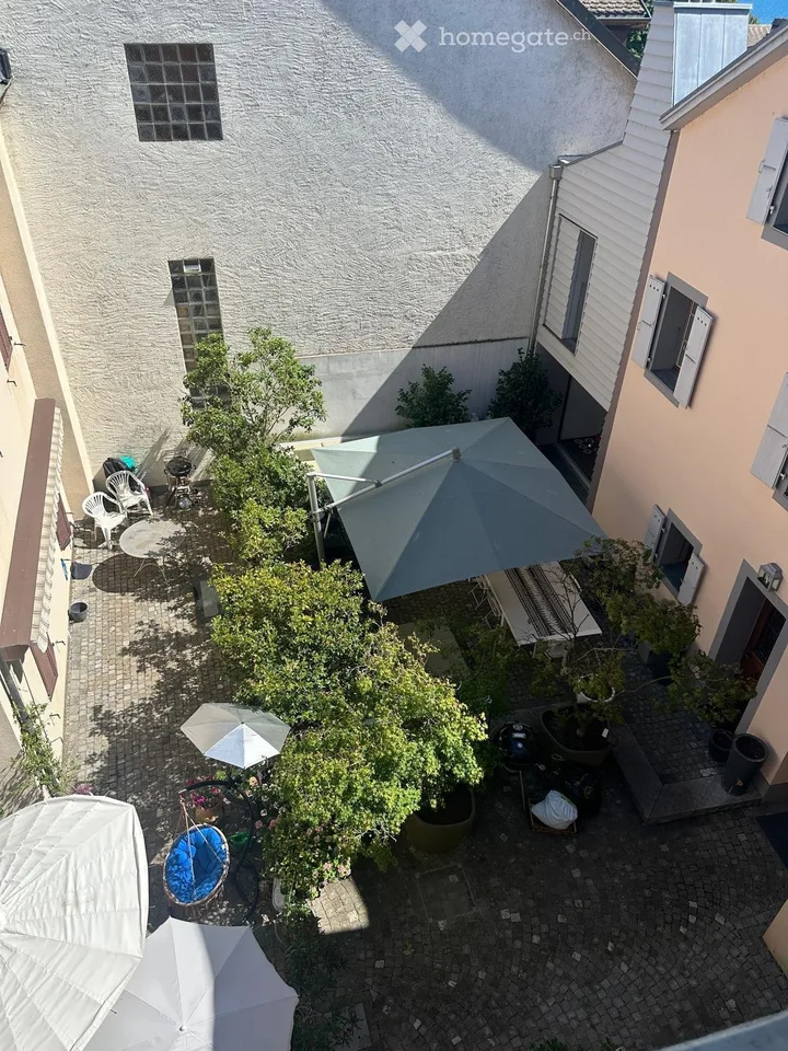 Historisches Haus mit Terrasse im Herzen von Coppet