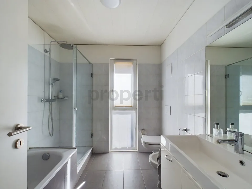 Appartement moderne et lumineux de 3.5 pièces à Biasca