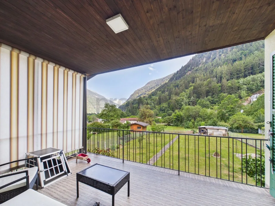 Casa unifamiliare/bifamiliare con vista su cascata piumogna