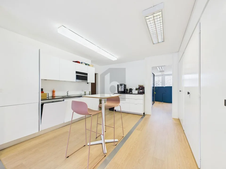DYNAMIQUE, MODERNE & BIEN SITUÉE