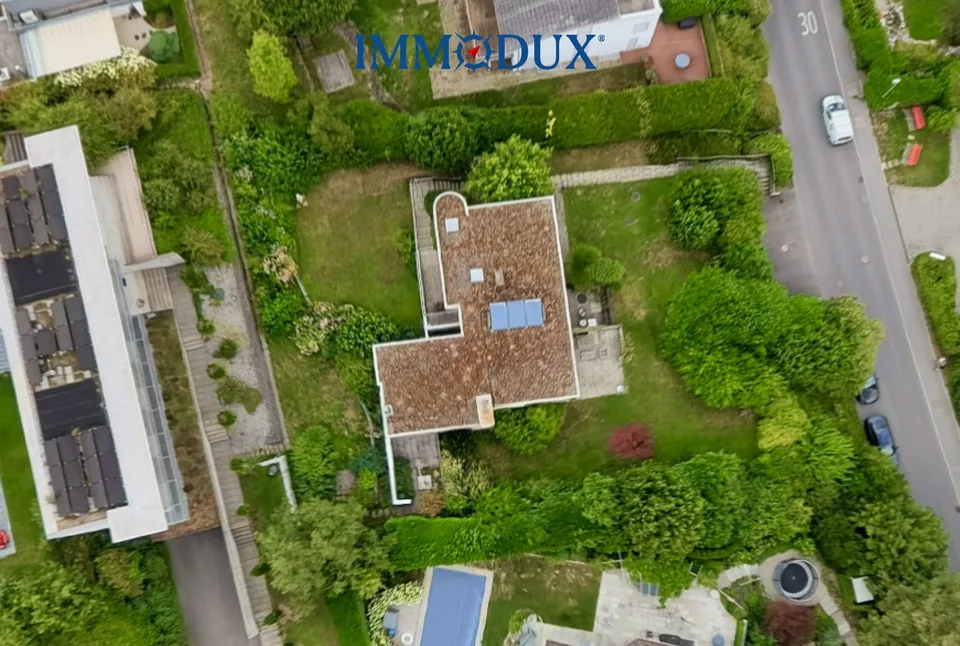 Occasion rare à Kastanienbaum – Villa sur un terrain spacieux avec vue sur le lac et les montagnes