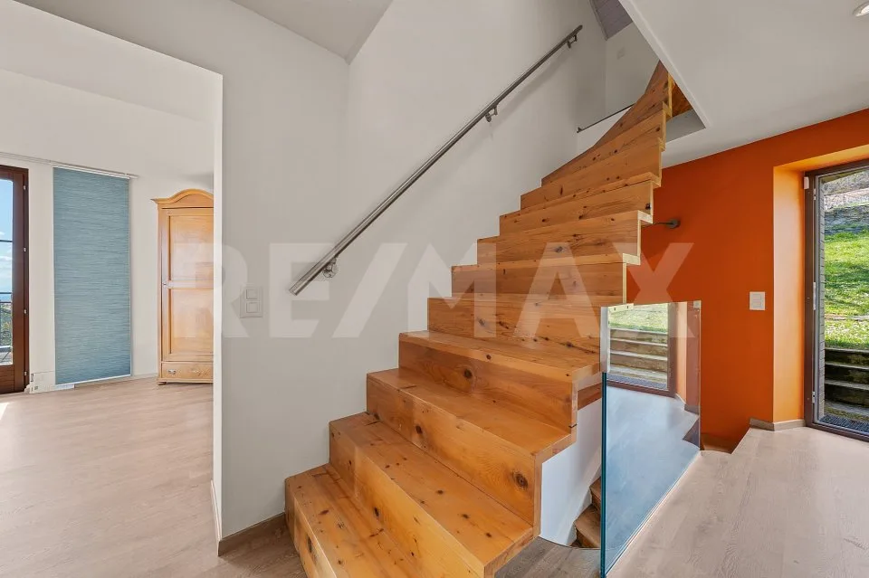 Haus mit Charakter zwischen Weinbergen und See, nahe Nyon