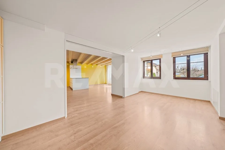 Haus mit Charakter zwischen Weinbergen und See, nahe Nyon