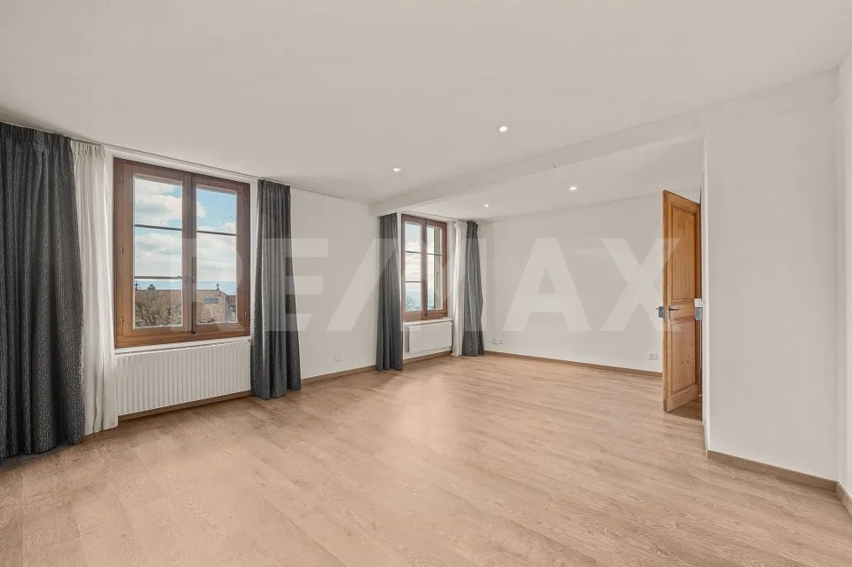 Haus mit Charakter zwischen Weinbergen und See, nahe Nyon
