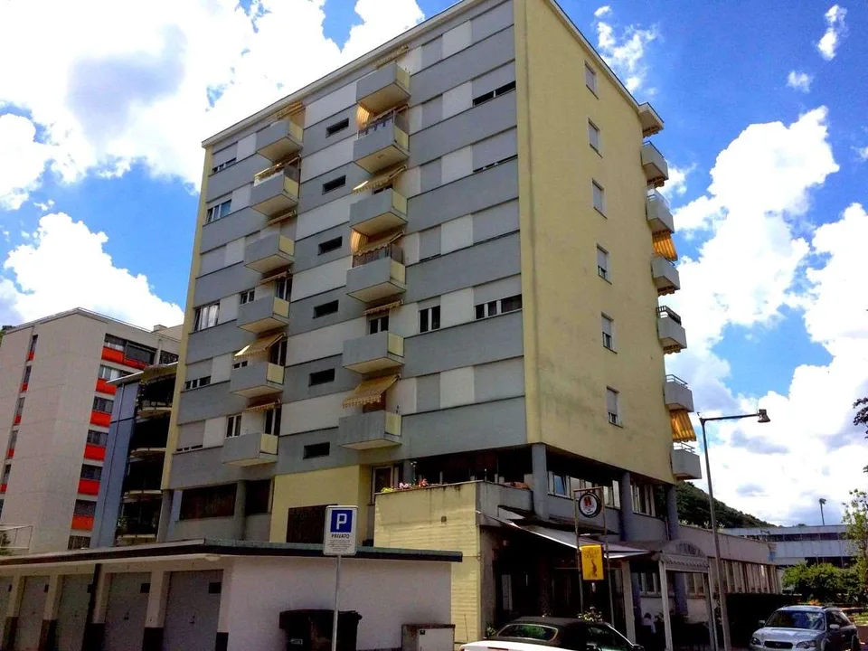 Geräumiges Büro 3.5 Zimmer in Chiasso