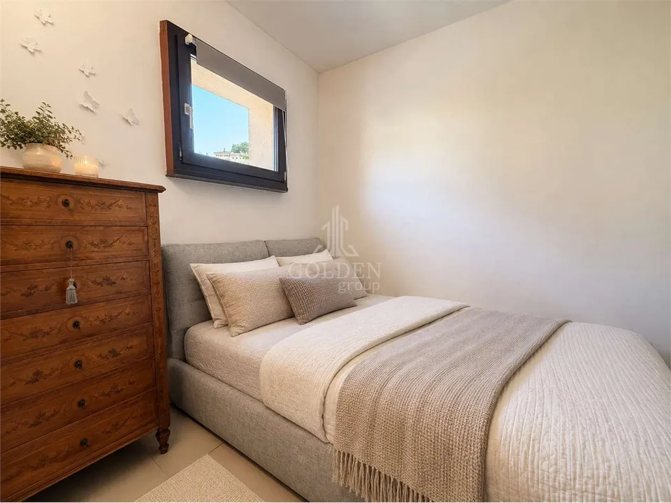 Montagnola - gemütliche 2.5-Zimmer-Wohnung mit Terrasse in Wohngebiet