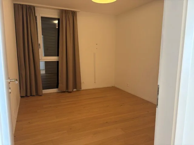 Bello appartamento di 3.5 locali con bella vista lago e montagne
