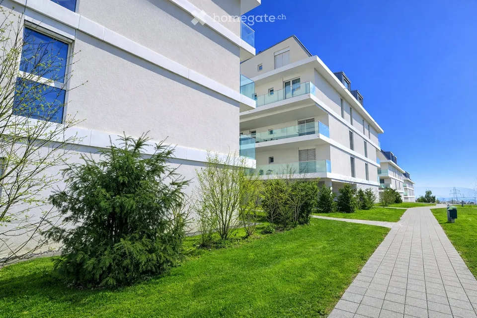 Appartamento moderno di 4.5 locali con vista sul lago a Mont-sur-Lausanne