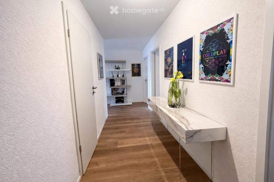 Appartamento moderno di 4.5 locali con vista sul lago a Mont-sur-Lausanne
