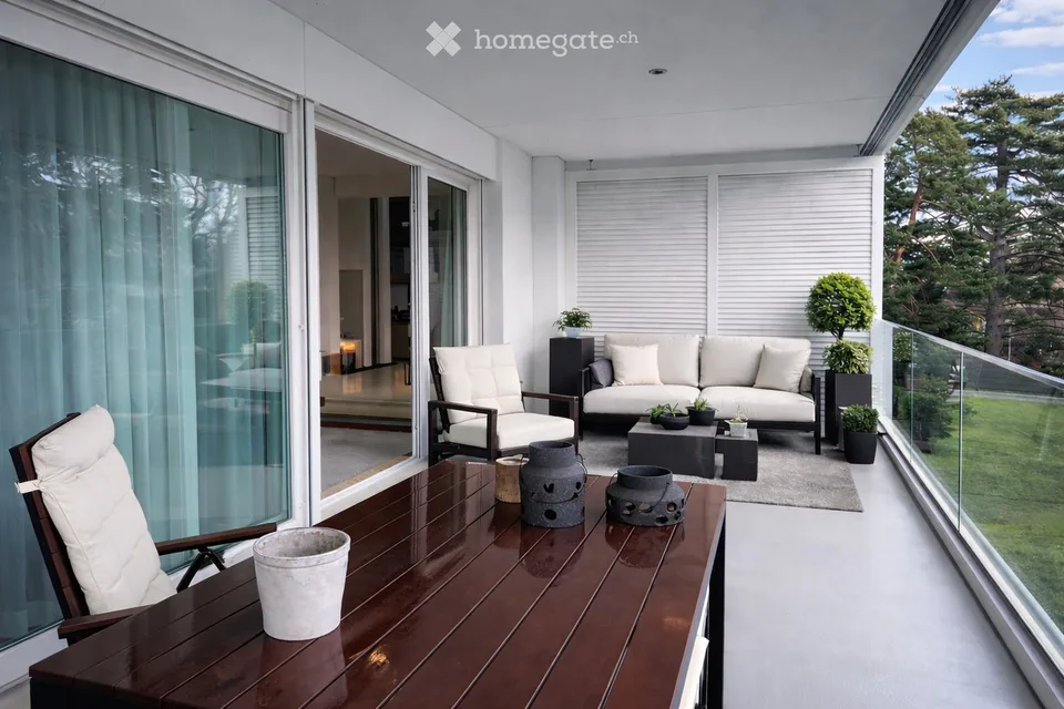 Appartamento moderno di 4.5 locali con vista sul lago a Mont-sur-Lausanne