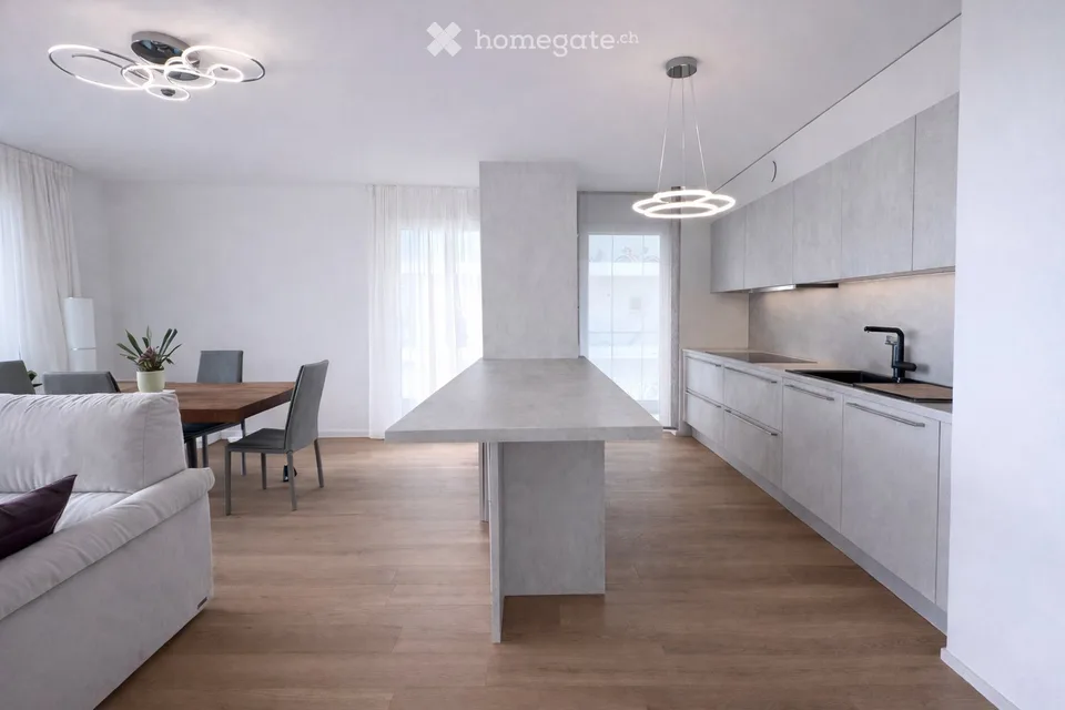 Appartamento moderno di 4.5 locali con vista sul lago a Mont-sur-Lausanne