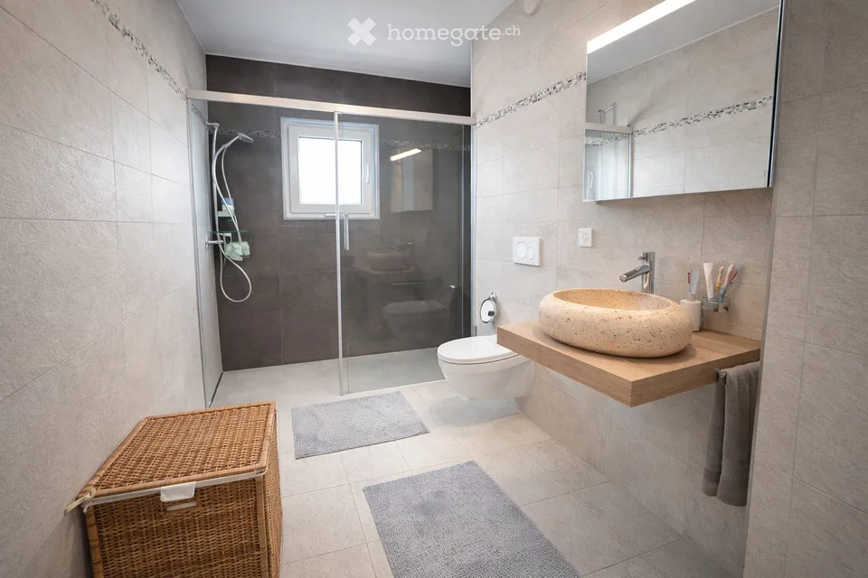 Appartamento moderno di 4.5 locali con vista sul lago a Mont-sur-Lausanne