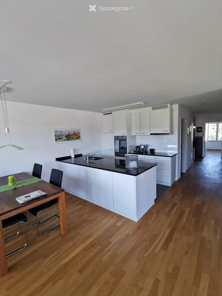 Spacious 3.5 room apartment on the 1st floor