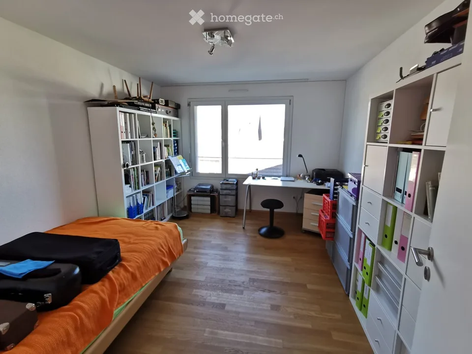 Spacious 3.5 room apartment on the 1st floor