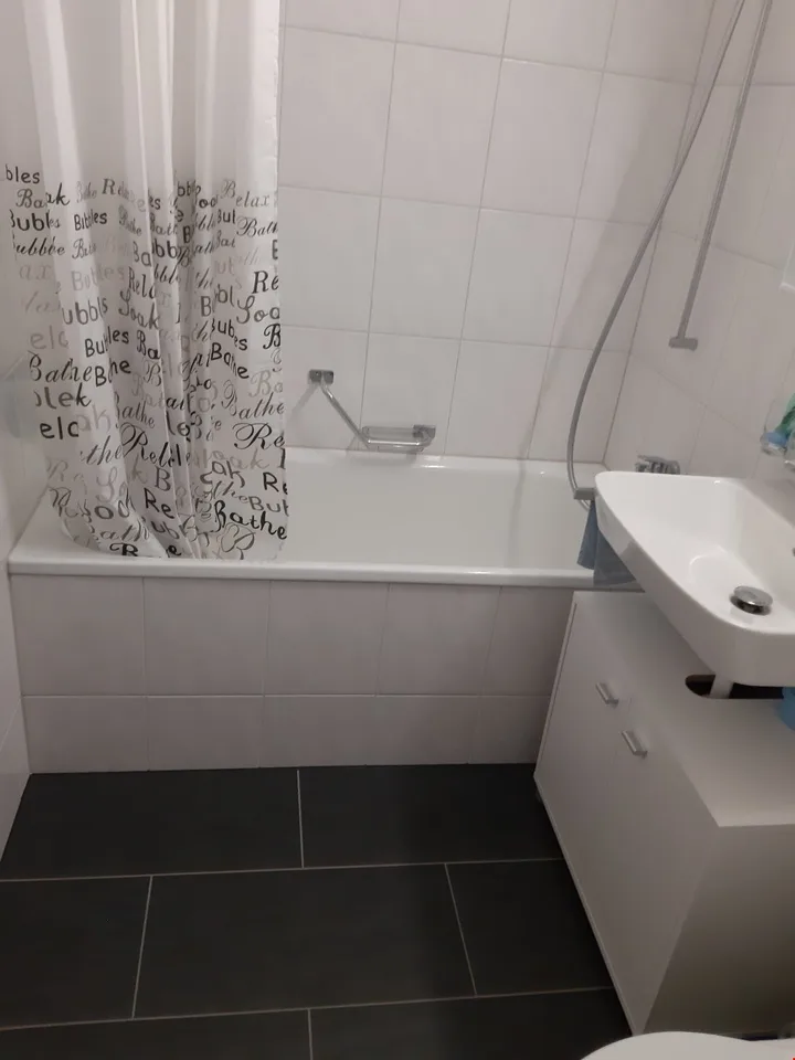 Total sanierte 3.5 Zimmerwohnung an zentraler Lage
