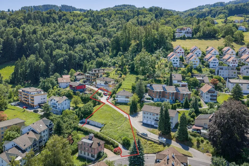 Baulandgrundstück mit Bestandesobjekt