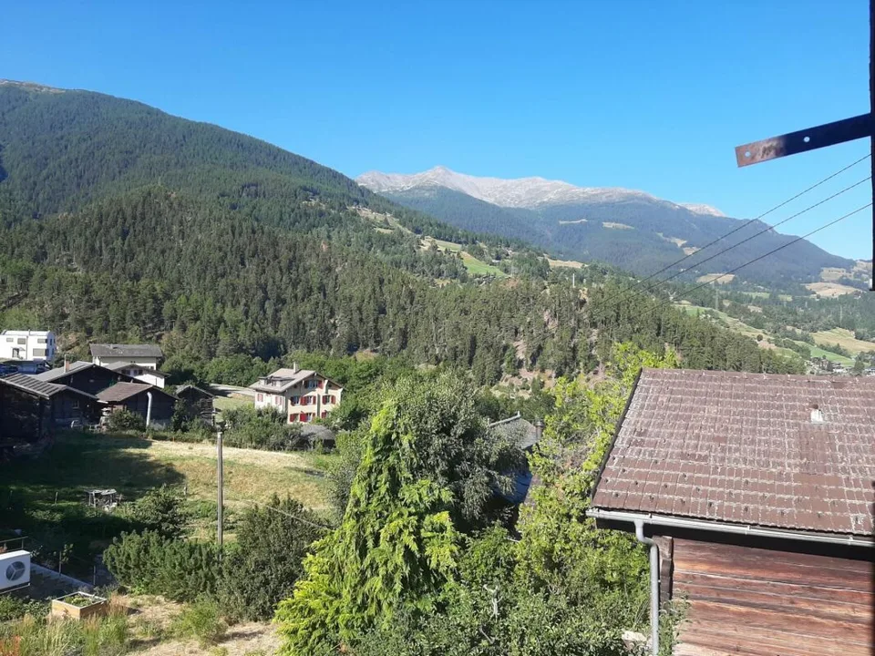 Heimelige 3,5-Zimmerwohnung mit Ausbaureserve in Bürchen VS