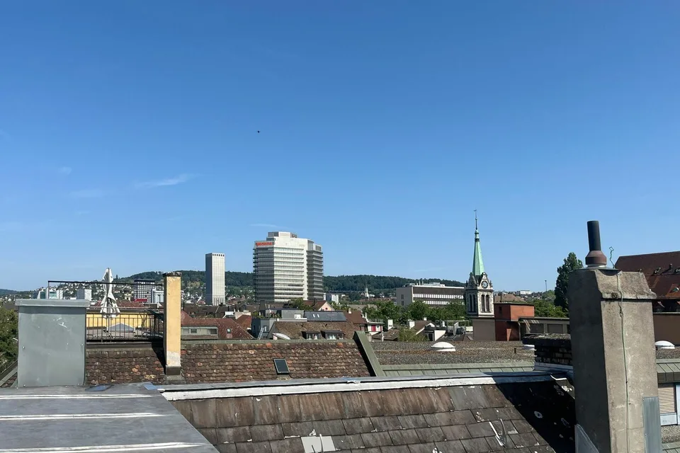 Appartement et locaux commerciaux centralement situés dans le district 5
