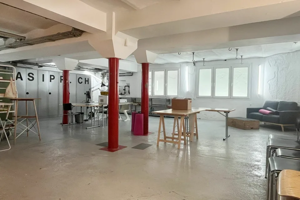 Appartement et locaux commerciaux centralement situés dans le district 5