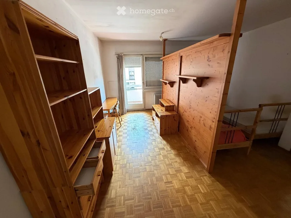 Appartement confortable de 1,5 pièces avec balcon à Pregassona