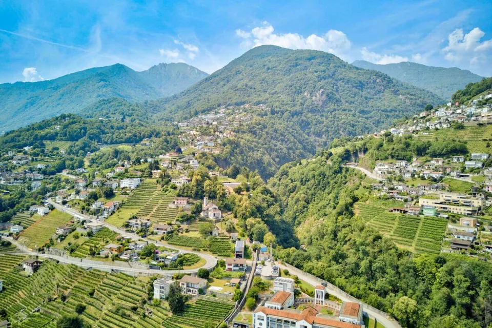 Well-maintained 3.5-room holiday apartment on Lago Maggiore in Tenero