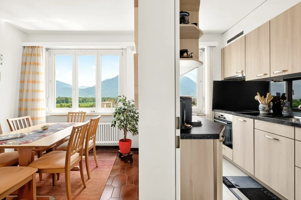Well-maintained 3.5-room holiday apartment on Lago Maggiore in Tenero