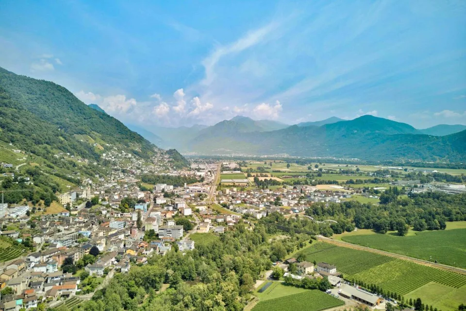 Well-maintained 3.5-room holiday apartment on Lago Maggiore in Tenero