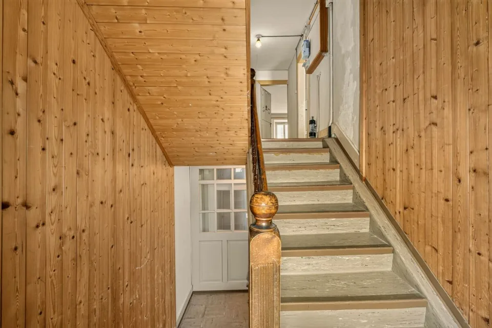 Das Raumwunder im Taminatal: 9-Zimmer Haus mit viel Potenzial