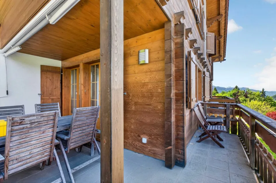 Appartement de vacances 4.5 pièces au cœur de la zone de ski et de randonnée Grüsch-Danusa