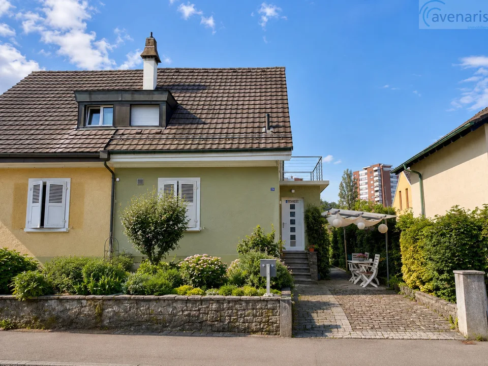 Charmantes Doppeleinfamilienhaus mit viel Potenzial in Muttenz
