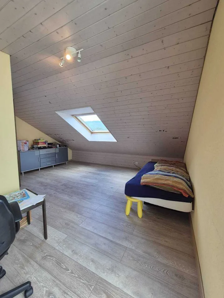 Casa a schiera con piscina, serra e sala da festa