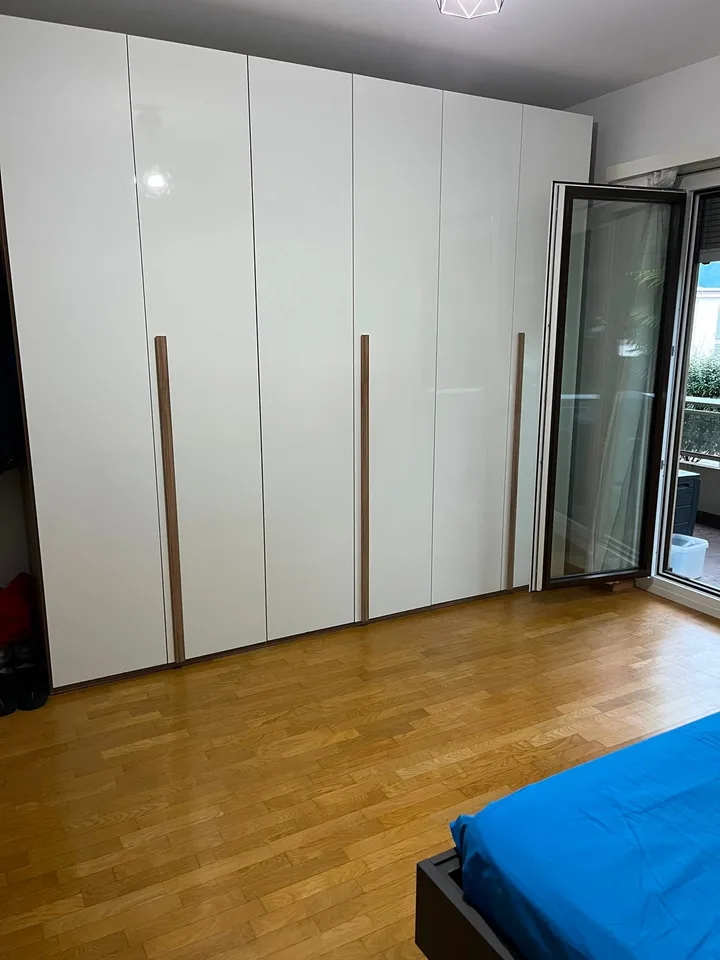 Massagno – Geräumige 3.5-Zimmer-Wohnung renoviert mit Schwimmbad