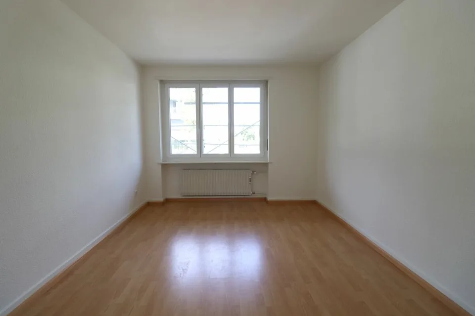 Reinach, near village center - modern 3-room apartment on Alemannenstrasse