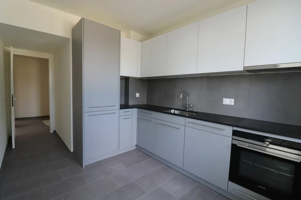 Reinach, near village center - modern 3-room apartment on Alemannenstrasse