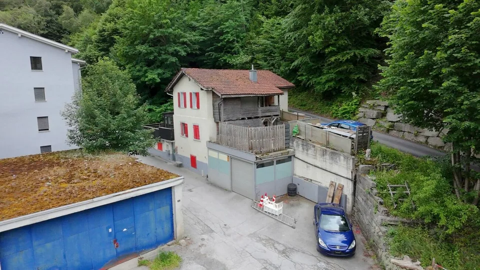 Einfamilienhaus in Chur, Meiersboden mit Entwicklungspotenzial