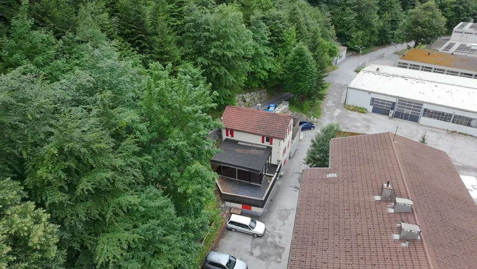 Einfamilienhaus in Chur, Meiersboden mit Entwicklungspotenzial