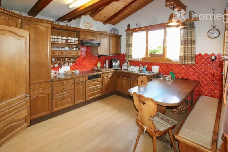 Casa colonica con dependance e fabbricato accessorio a Ottikon, comune di Gossau