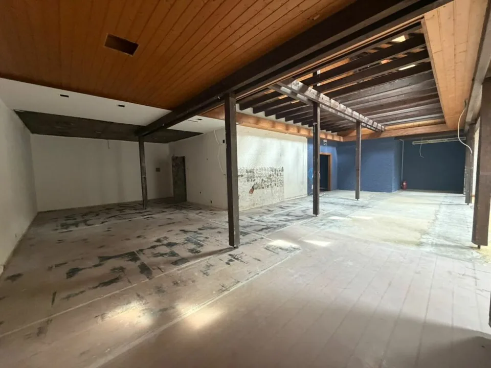 St-Imier, bureau / cabinet idéalement situé de 260 m2