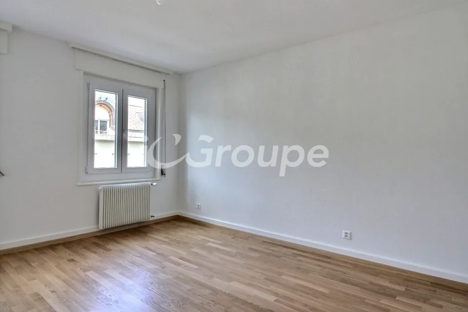 Bel appartement de 3 pièces rénové en location à Sion